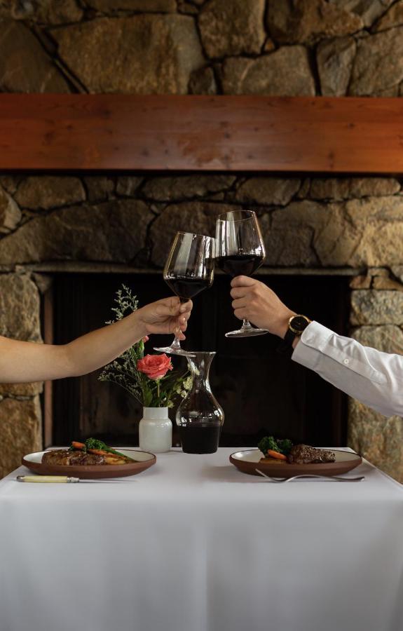 Headwaters Lodge At Eagle Ranch Resort Invermere Exteriér fotografie